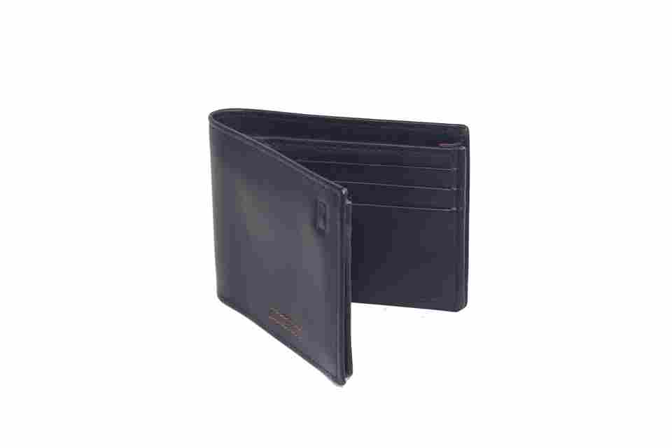 Double Compartment 4-Slot Mens Leather Wallet